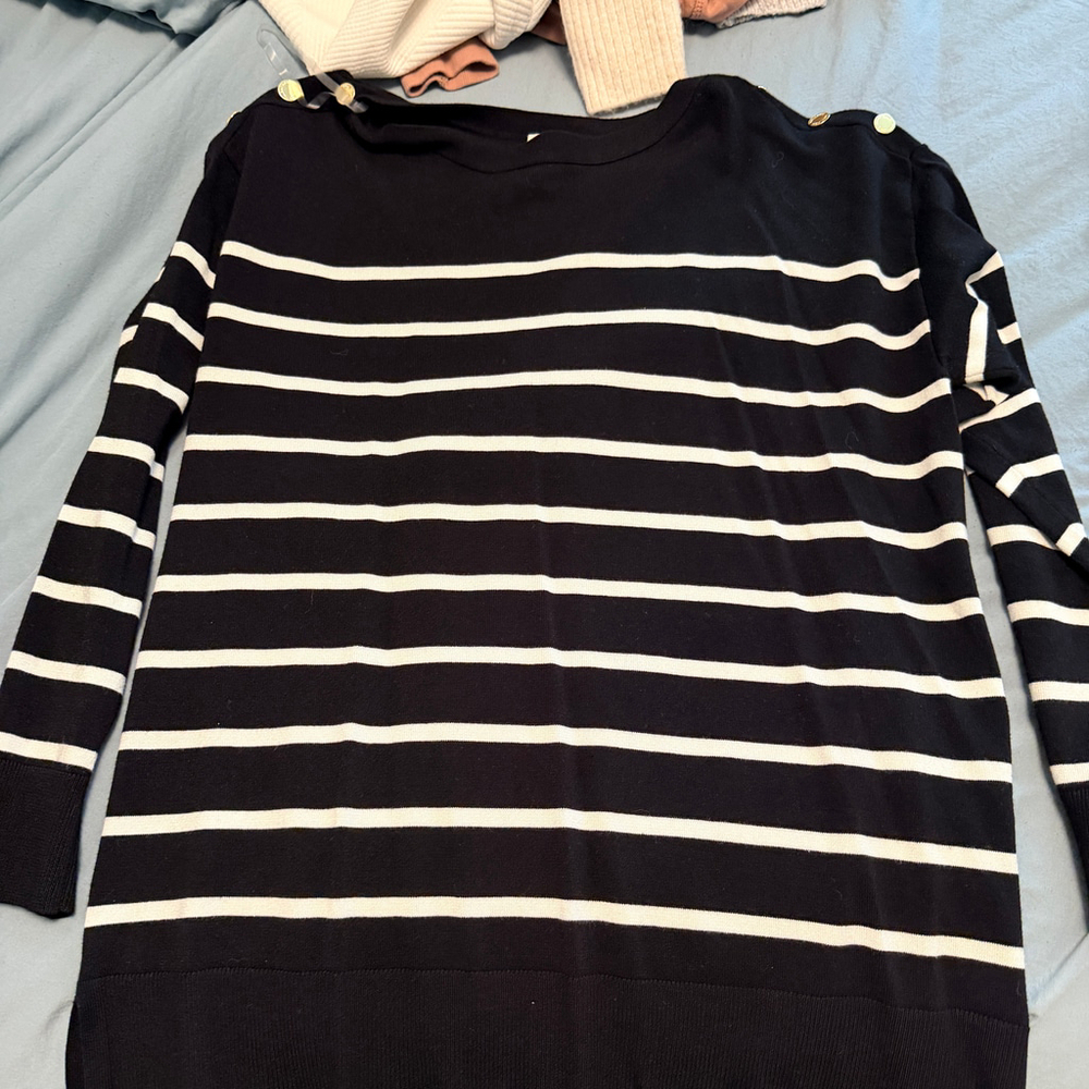 Women's Sweater Bundle Size Medium, Anne Klein, Buffalo David Bitton, Sonoma - Picture 11 of 16